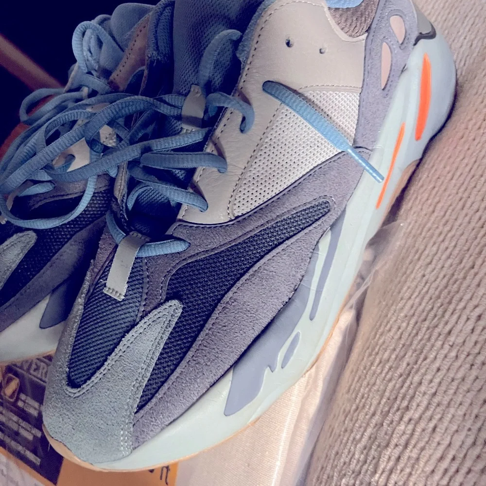 Yeezy 700 size 11 1/2 - Picture 2 of 7